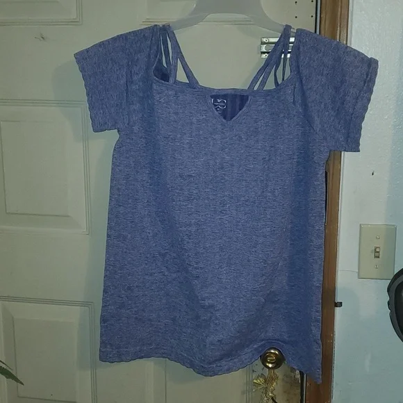 Bundle of Under Contol 3x workout shirts - Picture 4 of 5